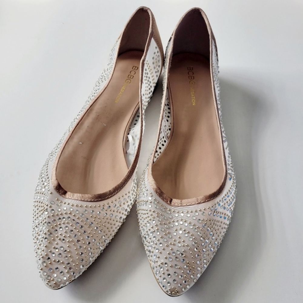 ✨NEW BCBG BEAUTIFULLY GEMSTONE FLATS SIZE 10 ✨